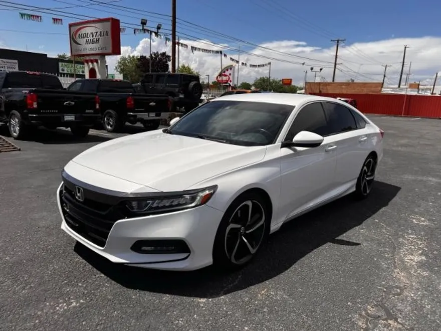 2019 Honda Accord Sport photo 1