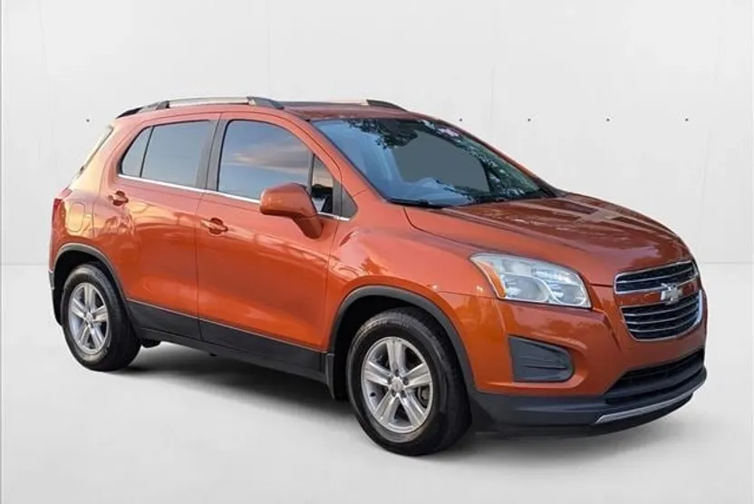 2016 Chevrolet Trax LT photo 1