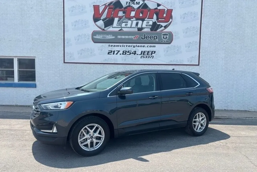 2022 Ford Edge SEL photo 1
