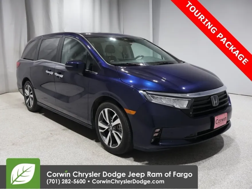 2023 Honda Odyssey Touring photo 1