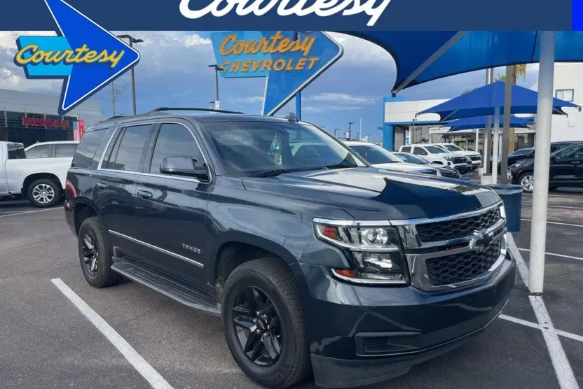 2019 Chevrolet Tahoe LS photo 1