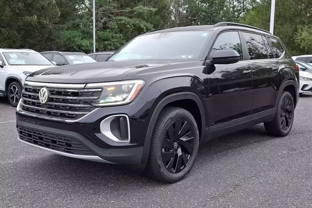 2026 Volkswagen Atlas SE Technology photo 1