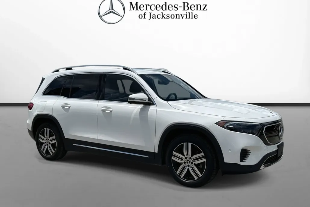2023 Mercedes Benz EQB 250+ photo 1