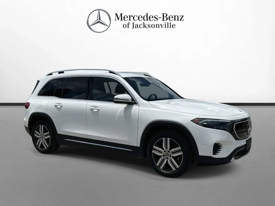 2023 Mercedes Benz EQB 250+ photo 1