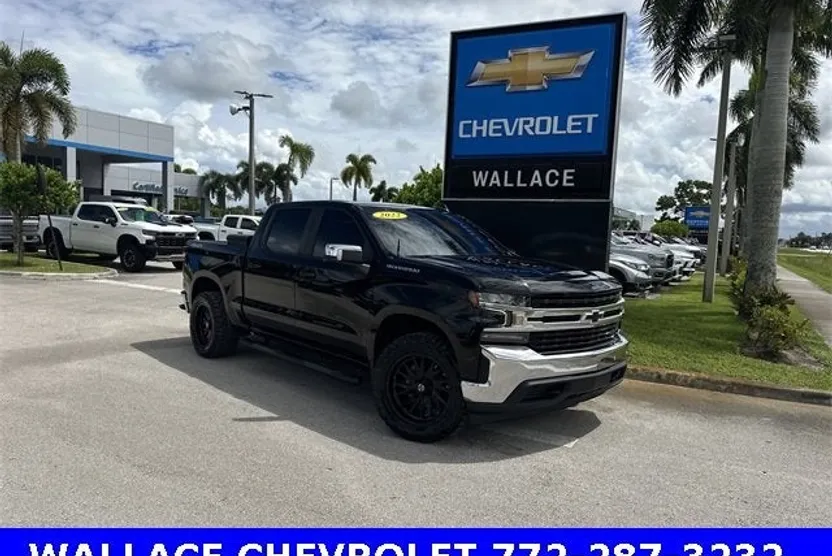 2022 Chevrolet Silverado 1500 LT photo 1