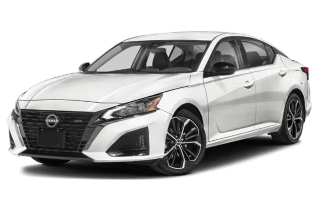 2025 Nissan Altima SR photo 1