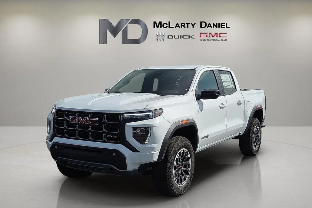 2026 Gmc Canyon AT4 photo 1