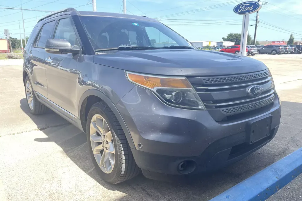 2011 Ford Explorer Limited photo 1