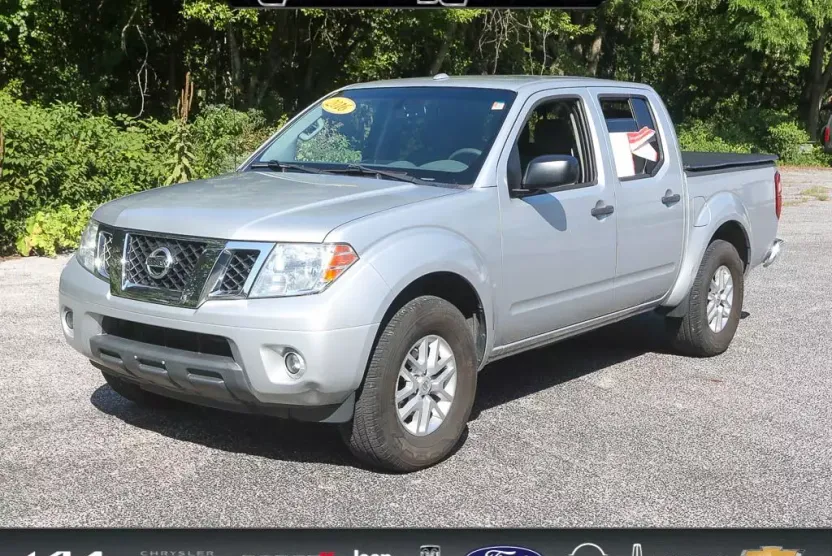 2016 Nissan Frontier SV photo 1