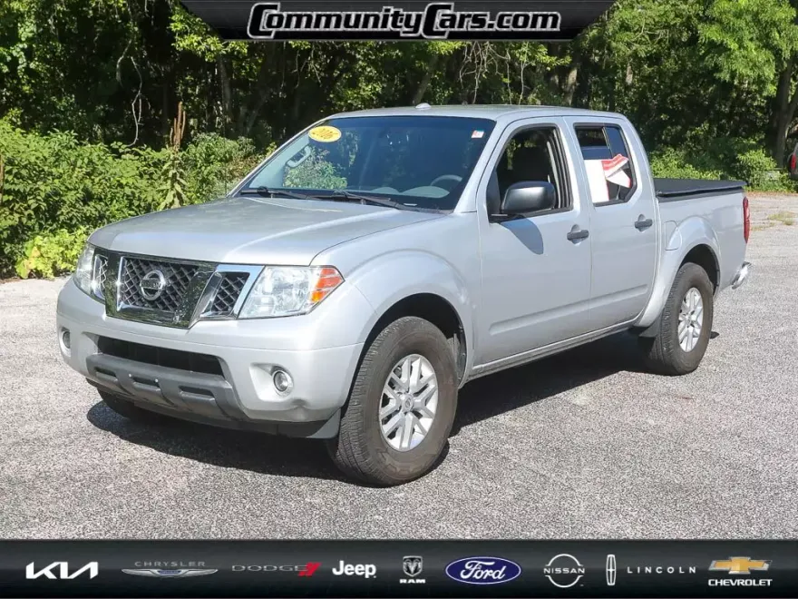 2016 Nissan Frontier SV photo 1