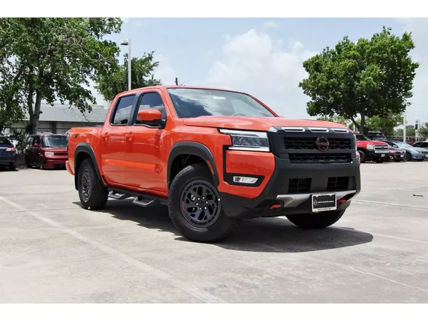 2025 Nissan Frontier PRO-X photo 1