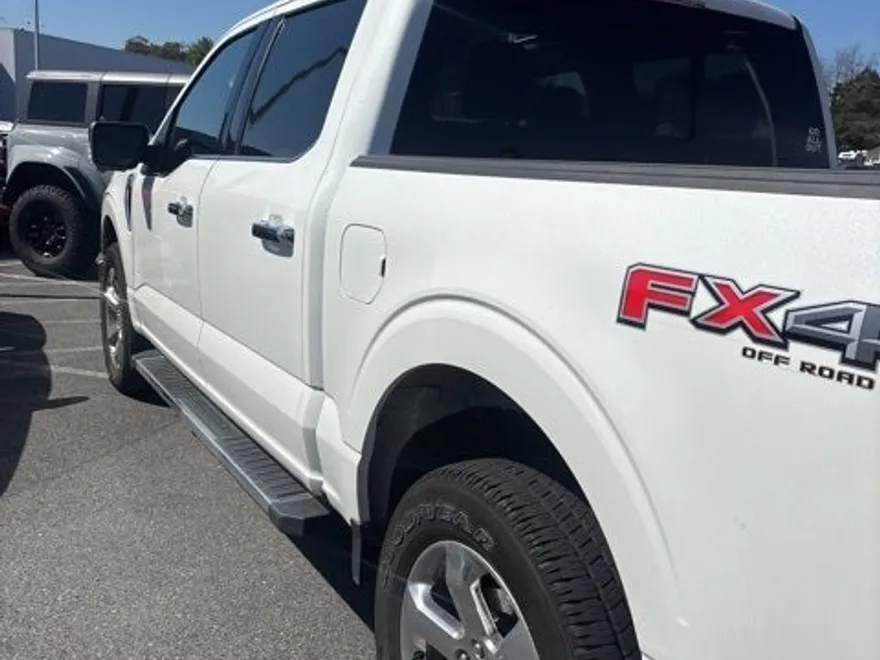 2021 Ford F-150 Lariat FX4 photo 1