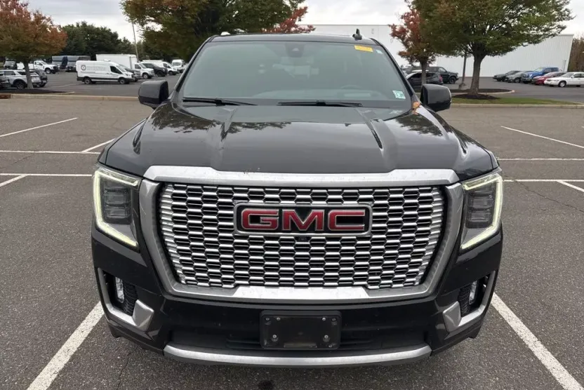 2022 Gmc Yukon XL Denali photo 1