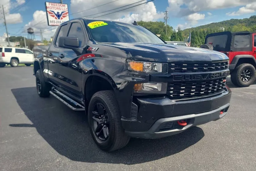 2019 Chevrolet Silverado 1500 Custom Trail Boss photo 1