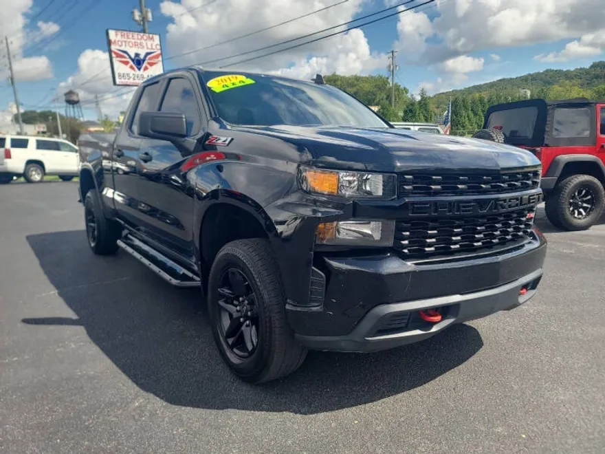 2019 Chevrolet Silverado 1500 Custom Trail Boss photo 1