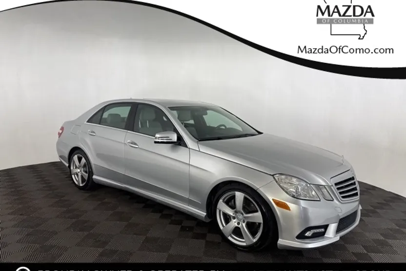 2011 Mercedes Benz E 350 Sedan photo 1