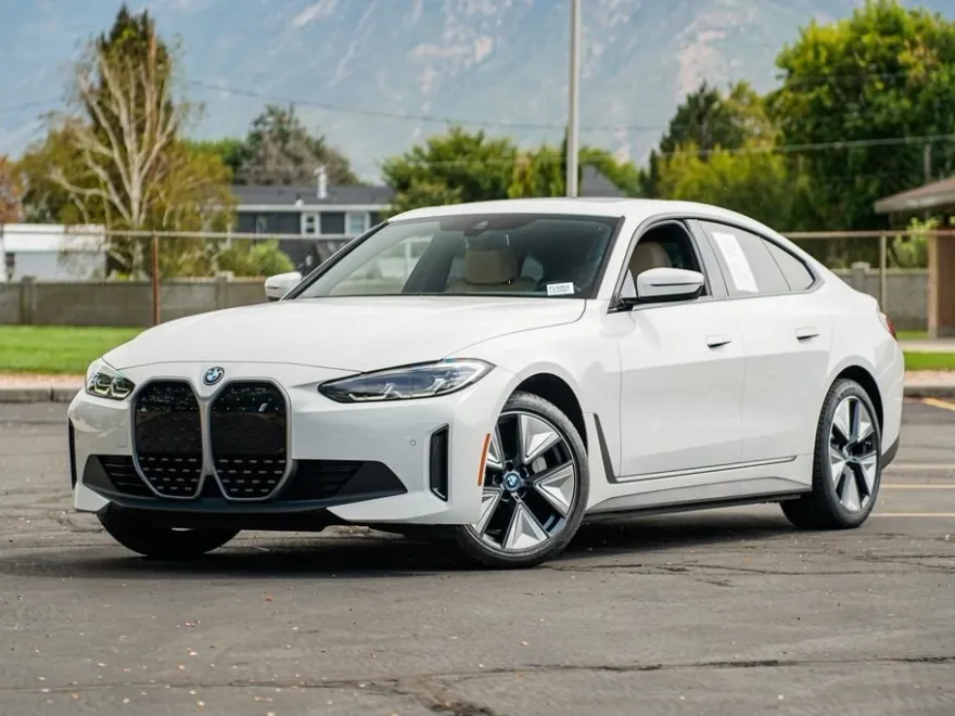 2023 Bmw i4 eDrive35 photo 1