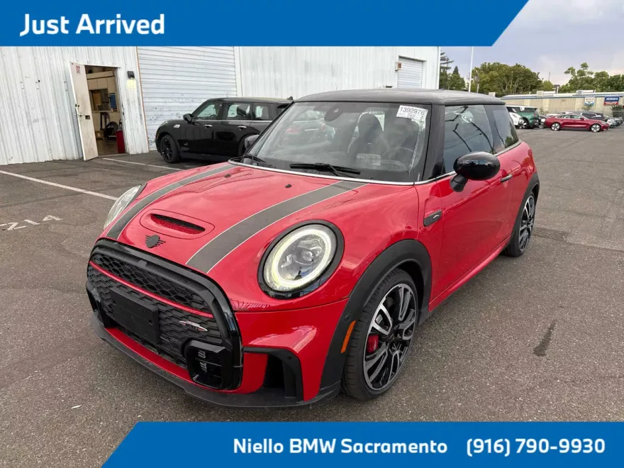 2024 Mini Cooper Hardtop John Cooper Works photo 1
