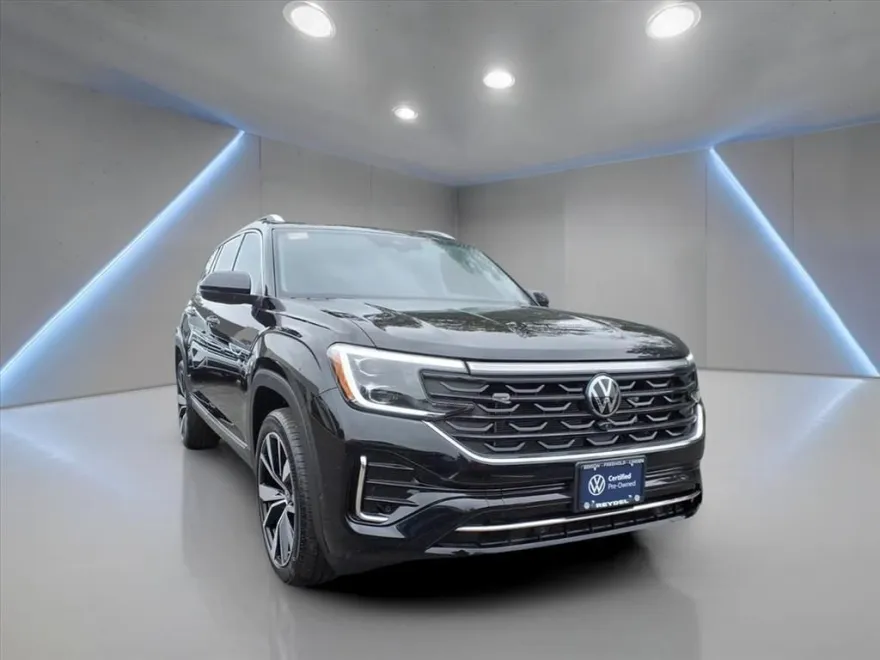 2025 Volkswagen Atlas SEL Premium R-Line photo 1