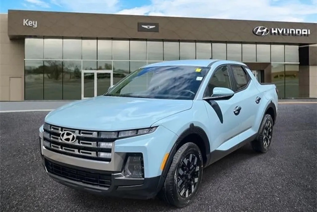 2025 Hyundai Santa Cruz SE photo 1