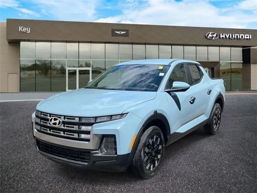 2025 Hyundai Santa Cruz SE photo 1