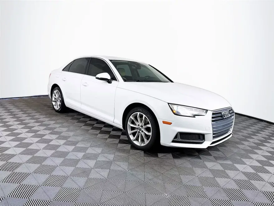 2019 Audi A4 Premium photo 1