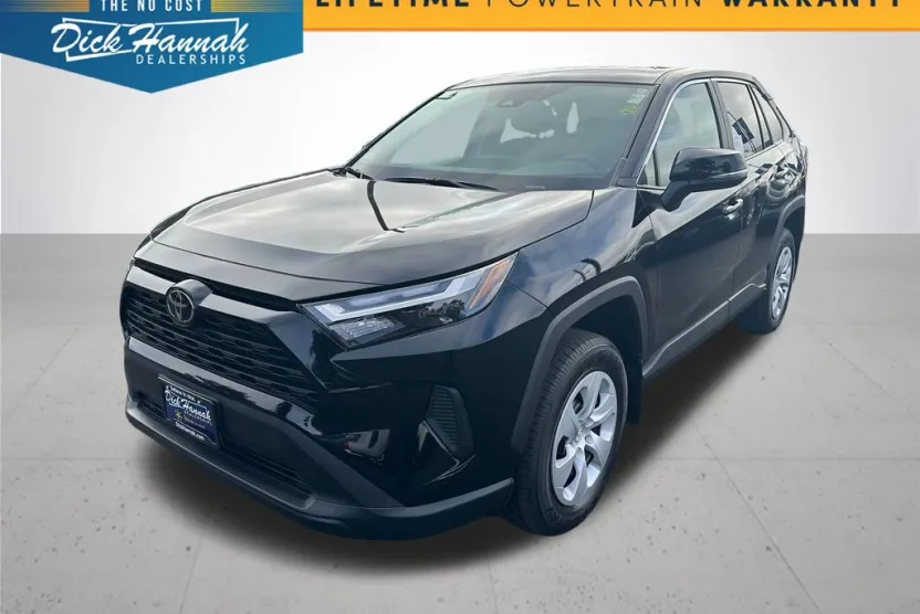 2025 Toyota RAV4 LE photo 1