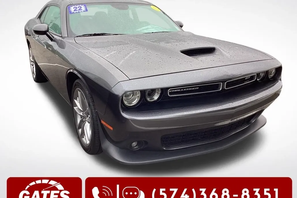 2022 Dodge Challenger GT photo 1