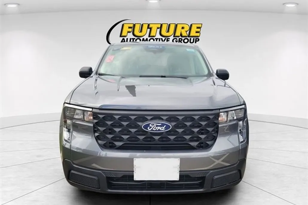 2025 Ford Maverick XL photo 1