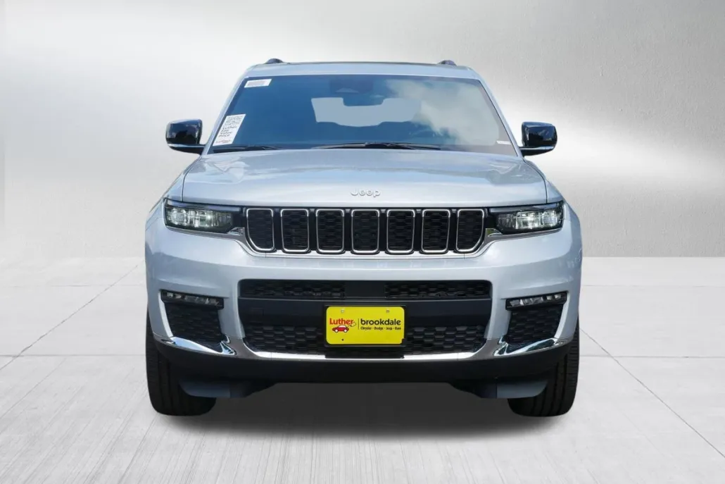 2025 Jeep Grand Cherokee Limited photo 1