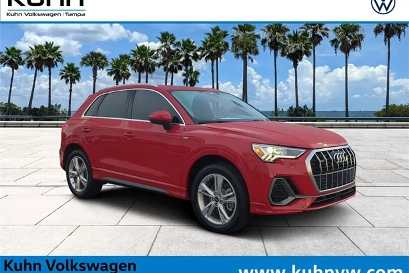 2022 Audi Q3 S line Premium Plus photo 1