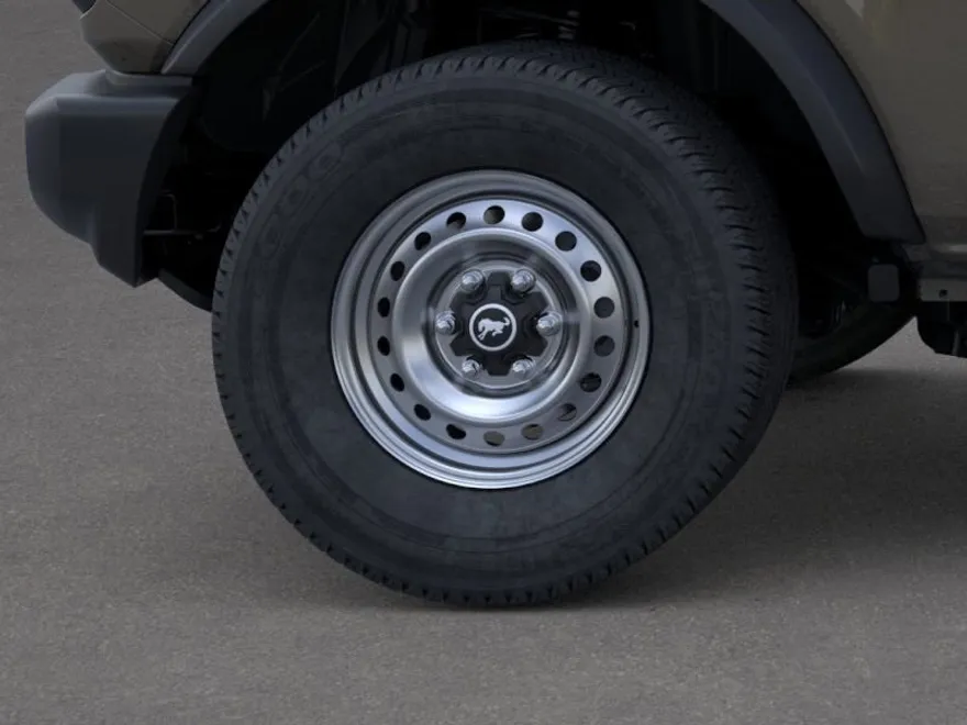 2025 Ford Bronco Base photo 1