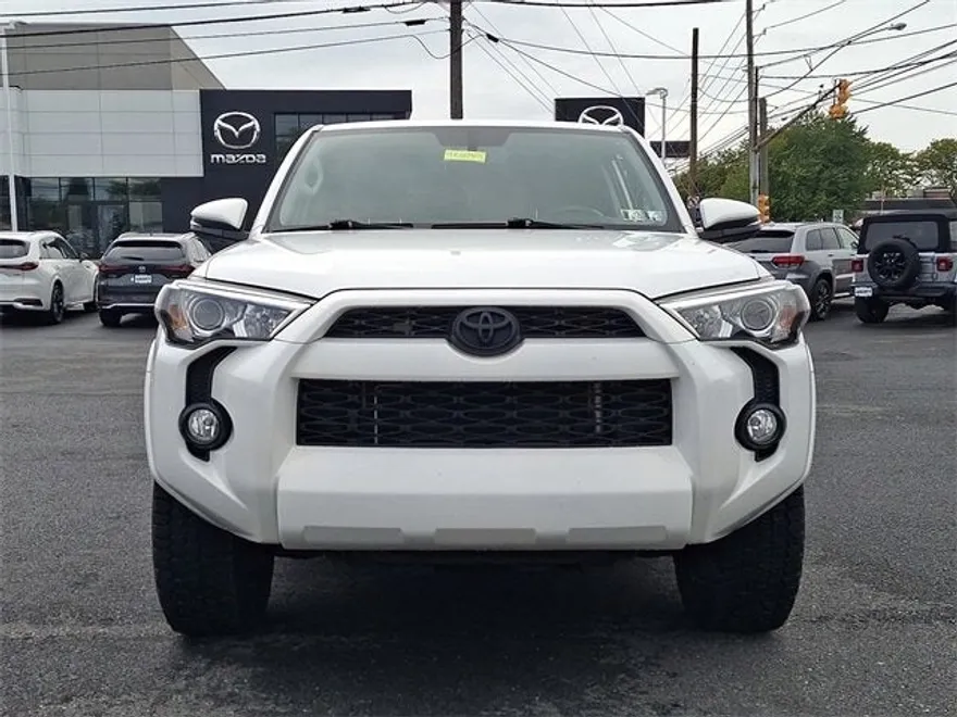 2019 Toyota 4Runner SR5 Premium photo 1