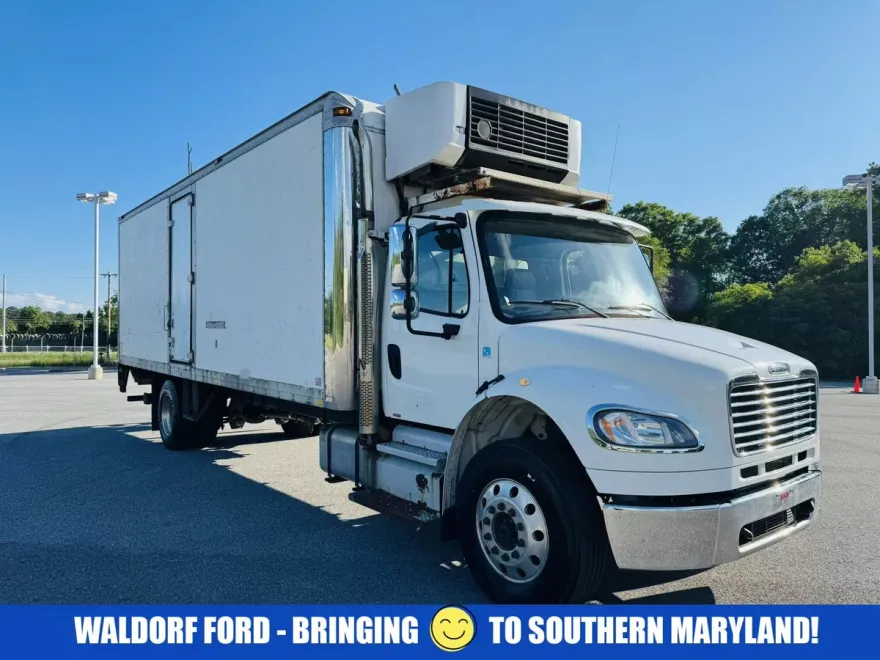 2013 Freightliner M2 106 Medium Duty photo 1