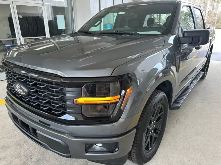2025 Ford F-150 STX photo 1