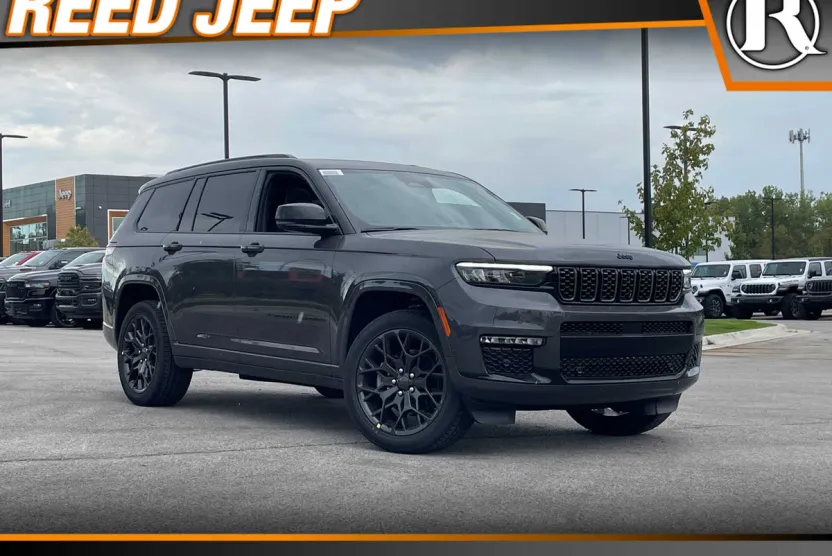 2025 Jeep Grand Cherokee L Summit Reserve photo 1
