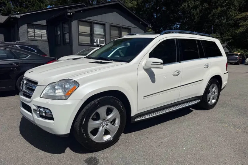 2011 Mercedes Benz GL 450 photo 1