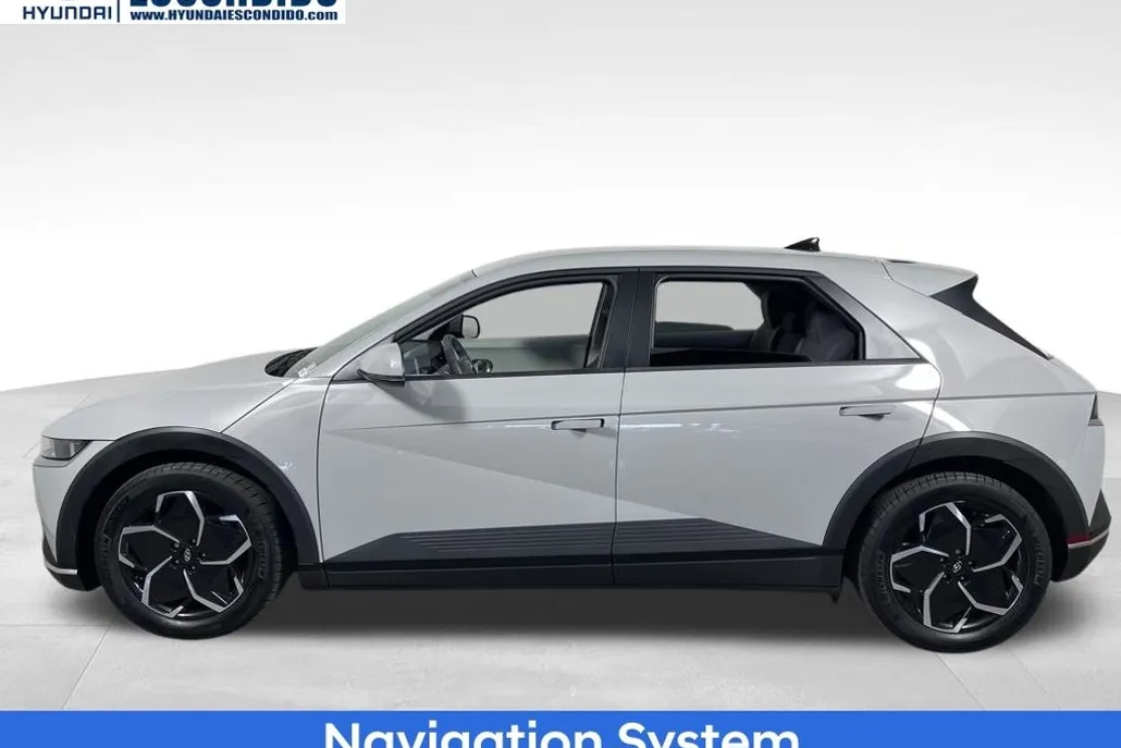 2024 Hyundai Ioniq 5 SE photo 1