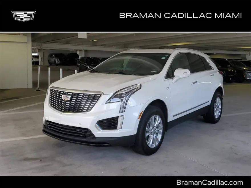 2023 Cadillac XT5 Luxury photo 1