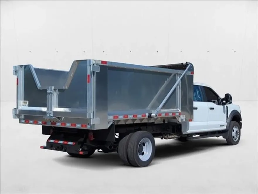 2025 Ford F-450 XL photo 1