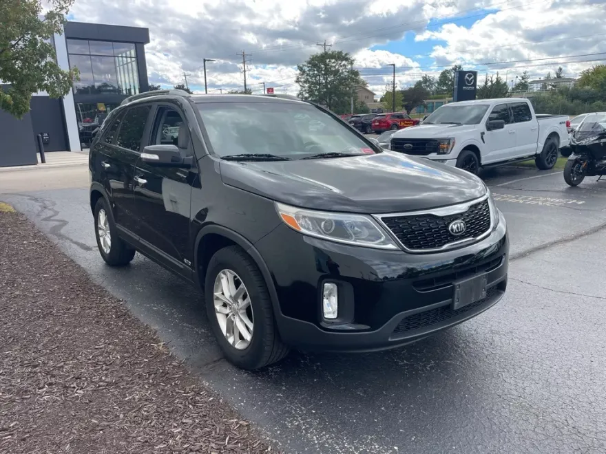 2015 Kia Sorento LX photo 1
