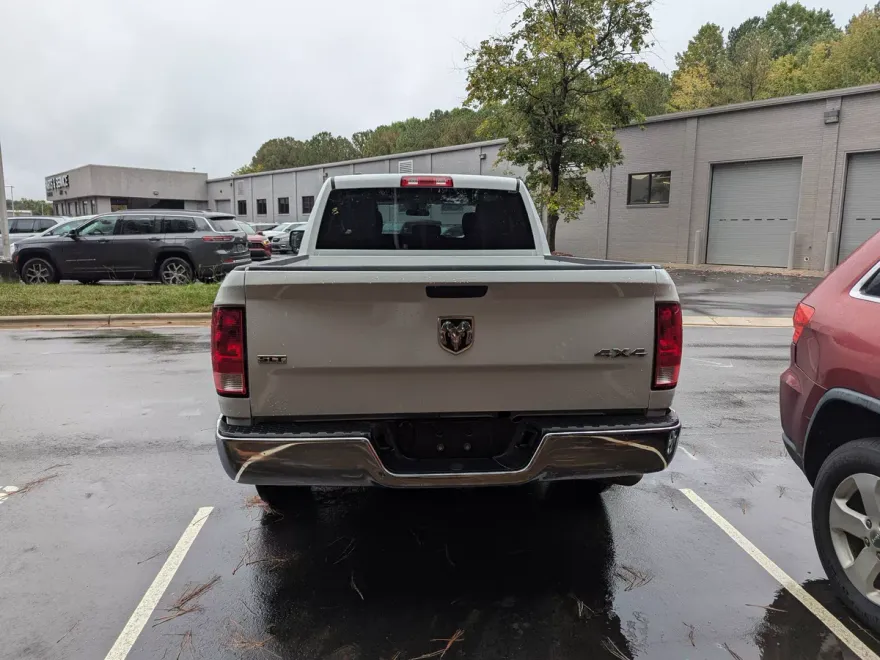 2024 Ram 1500 Classic SLT photo 1