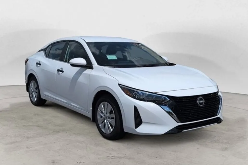 2025 Nissan Sentra S photo 1
