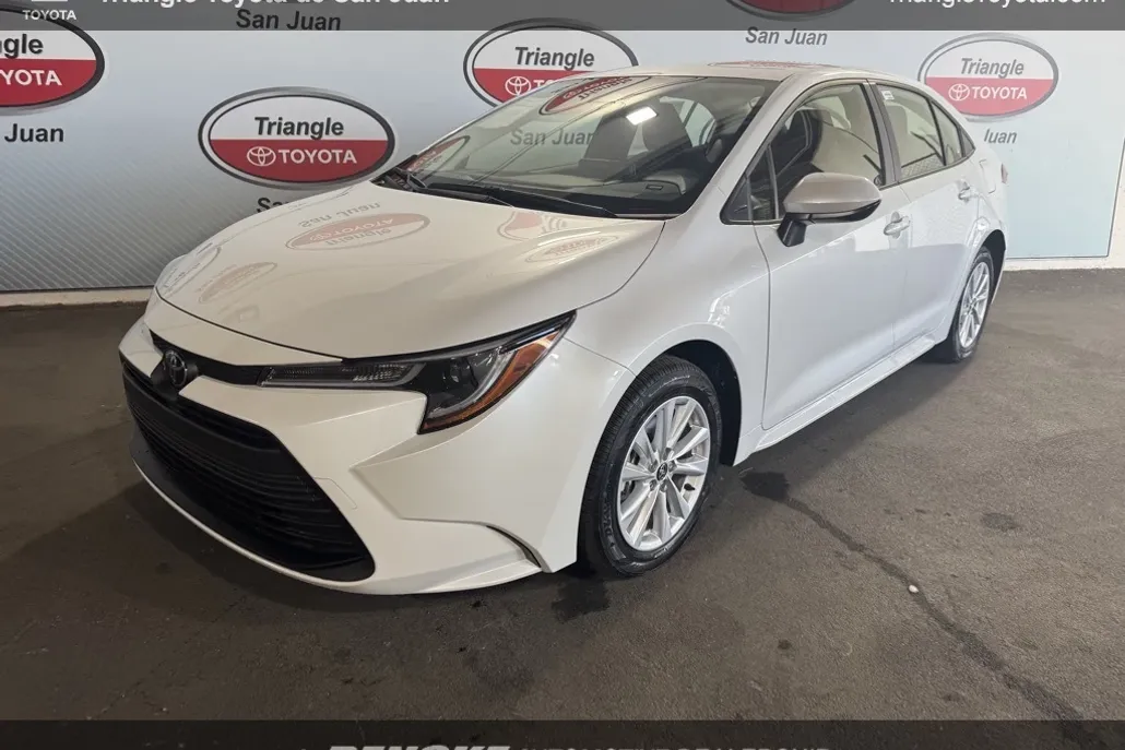 2025 Toyota Corolla XSE photo 1