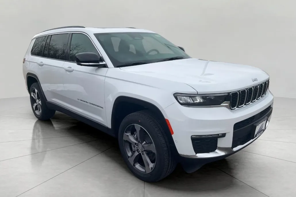 2025 Jeep Grand Cherokee Limited photo 1