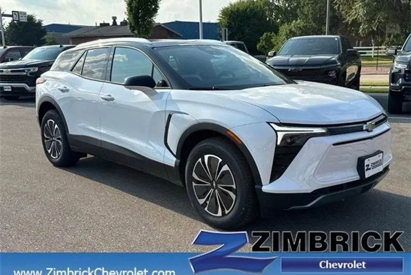 2025 Chevrolet Blazer EV photo 1