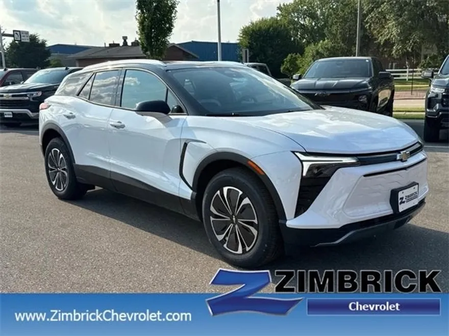 2025 Chevrolet Blazer EV photo 1
