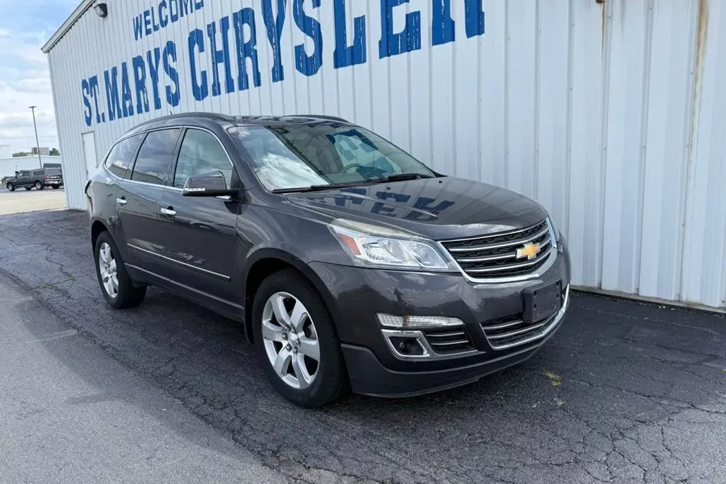 2016 Chevrolet Traverse LTZ photo 1