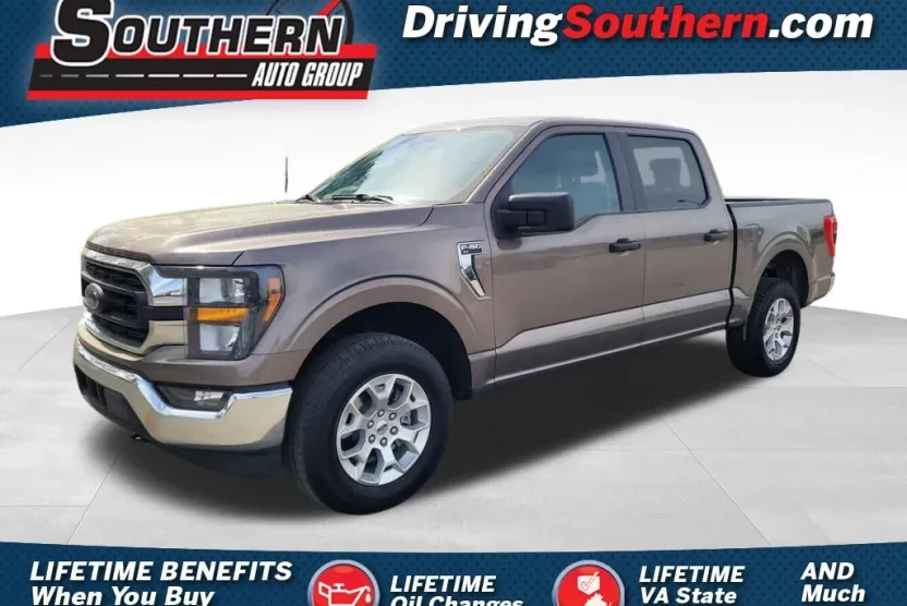 2023 Ford F-150 XLT photo 1