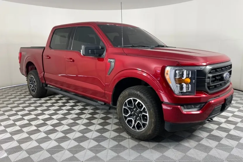 2022 Ford F-150 XLT photo 1
